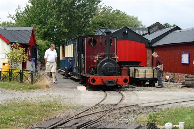 IRISH MAIL Narrow Gauge railway Photo Gallery
