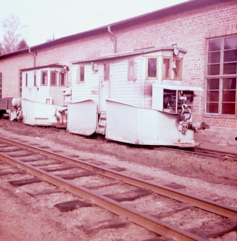 Self propelled metre gauge snow ploughs.