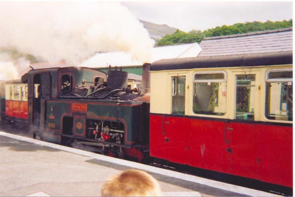 No.4 Snowdon