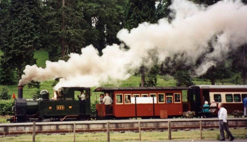 Countess leaving Welshpool