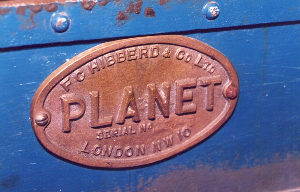 Planet plate