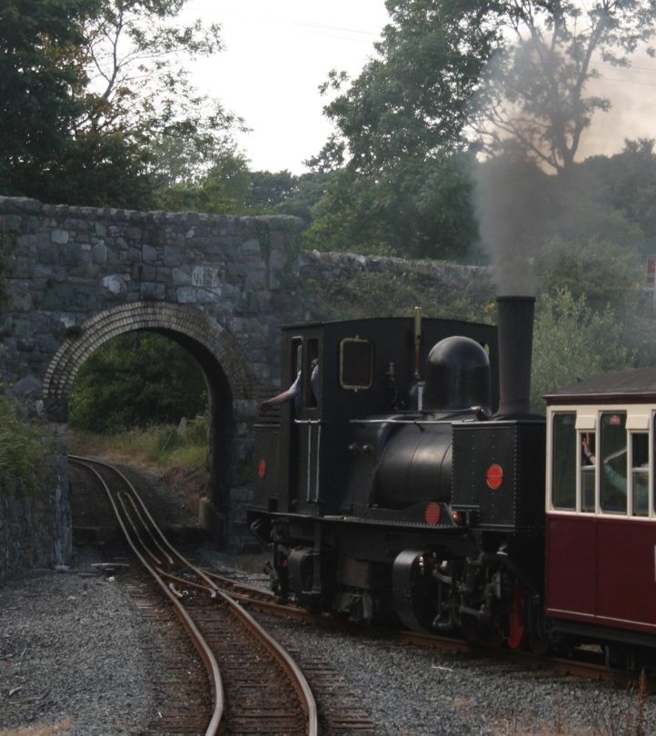 K2 departs Waunfawr