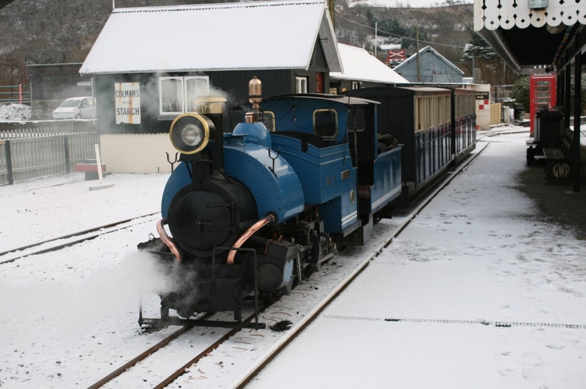 Sherpa at Fairbourne Station