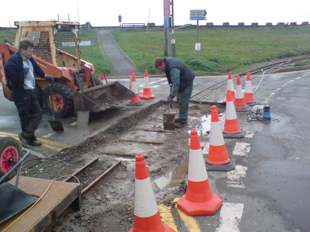 Track laying Penrhyn Corner Crossing