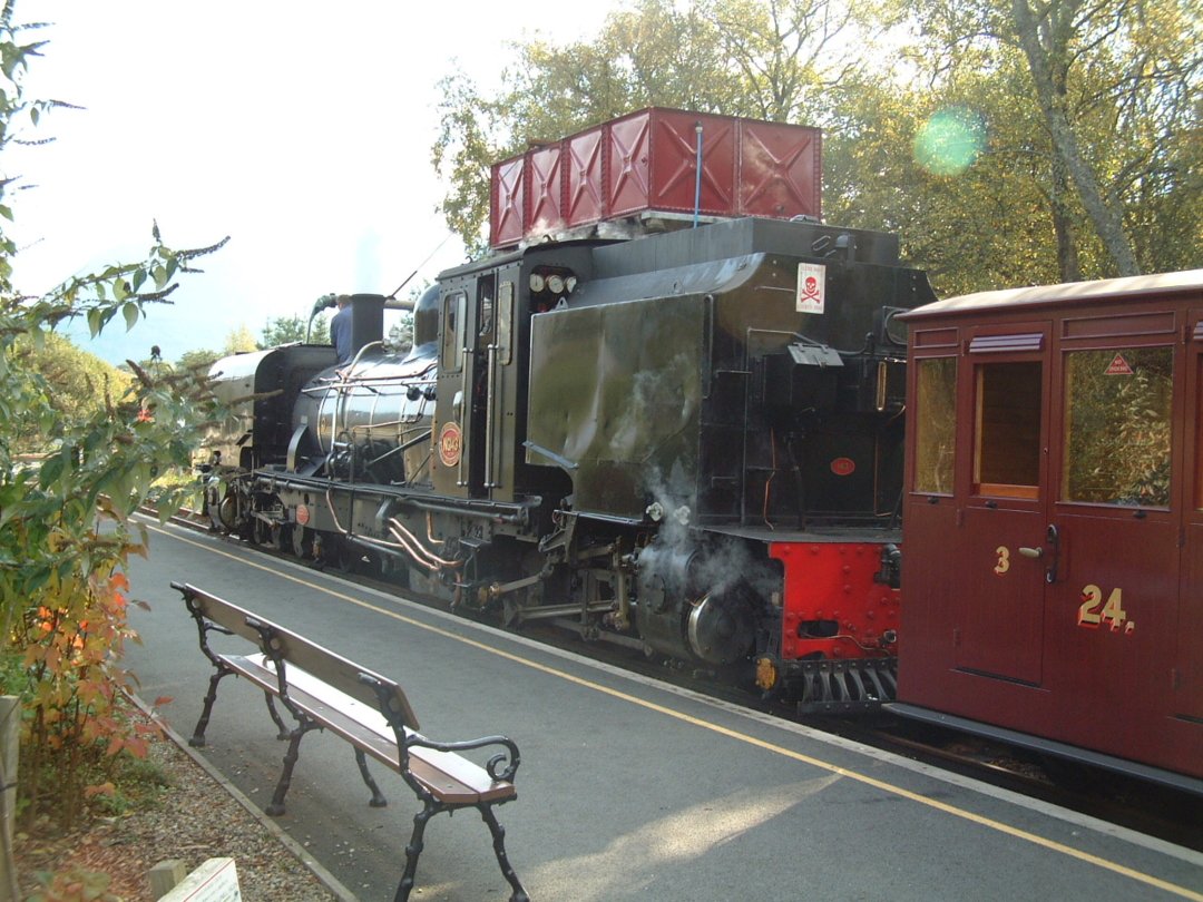 Tanking up at Waunfawr