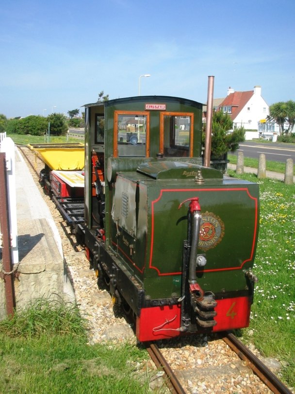 Alistair at Mengham Road (ex Hornby Halt)