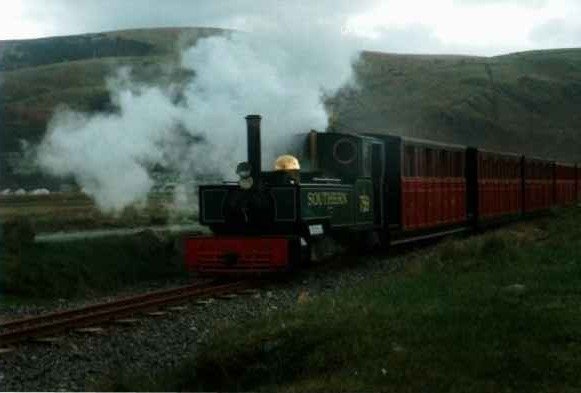 Yeo approaches tunnel