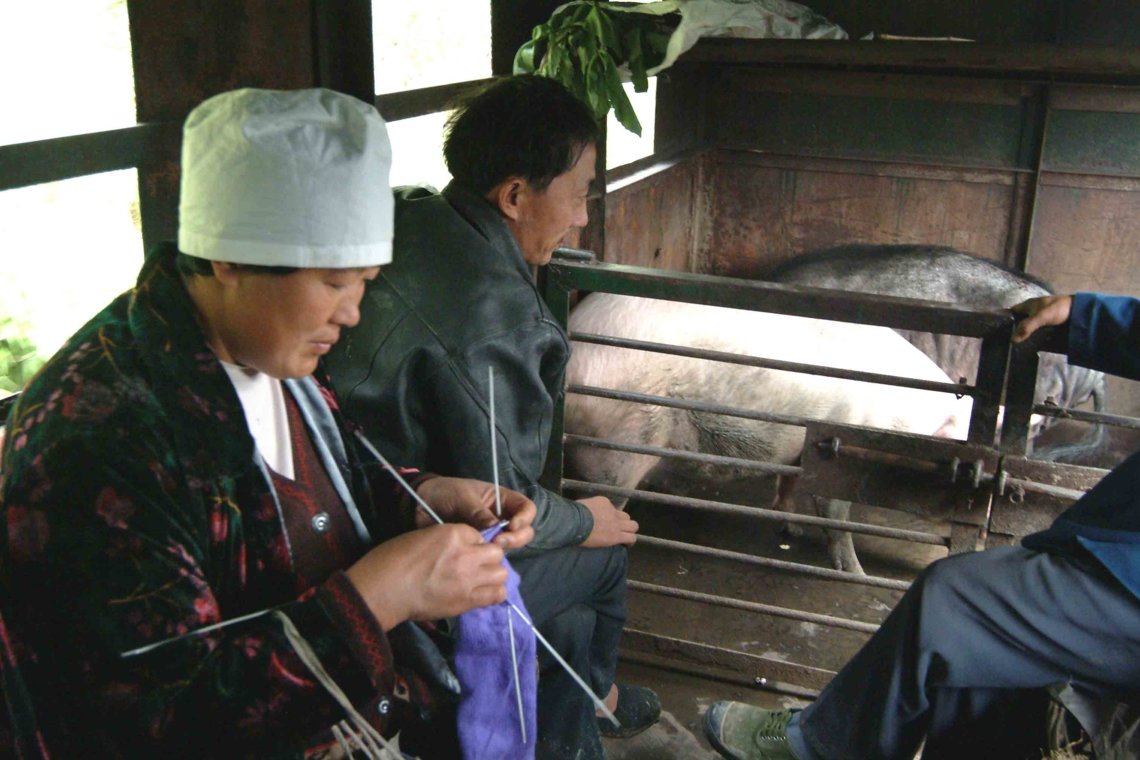 Passengers on the Shibanxi train