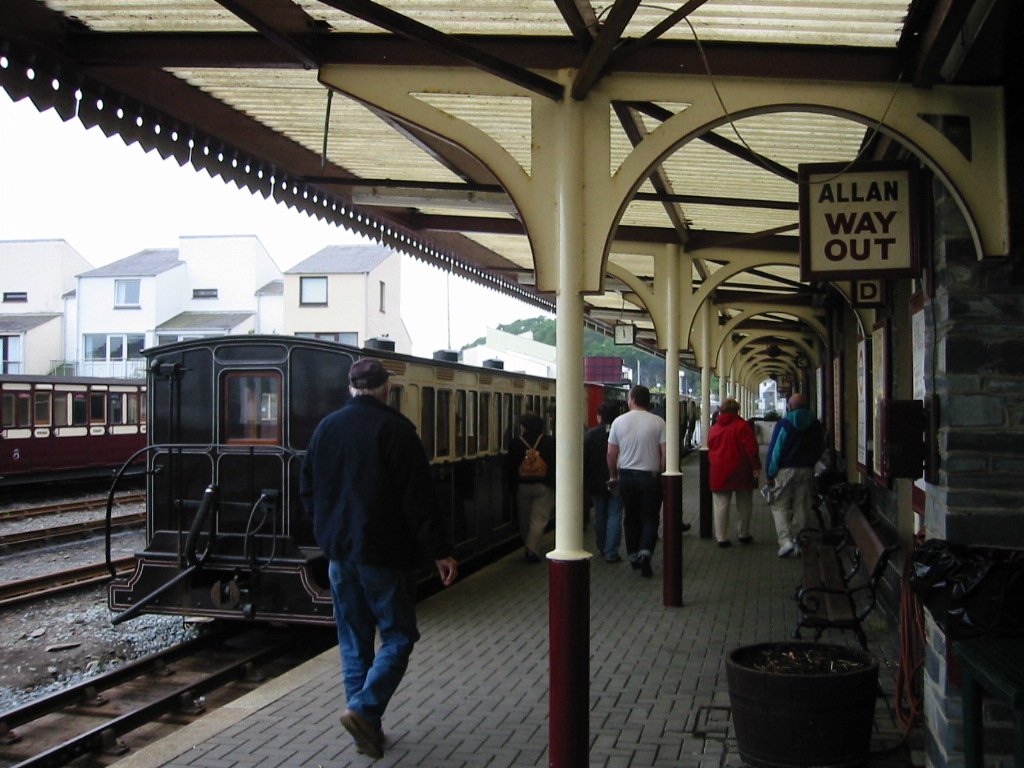 Original coaches, Porthmadog