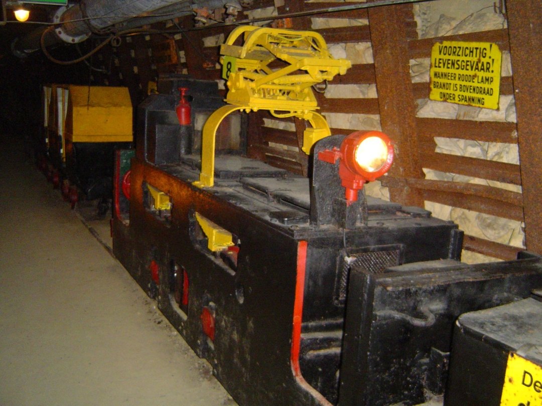 O/H electric loco