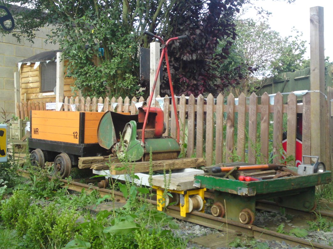 Wagons (R-L) 11,14,13 & 12