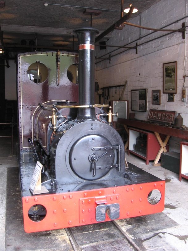 Una In Shed