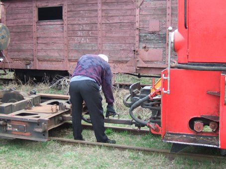 Ldx2 323 is coupled up to the transporter wagons at Mlawa interchange sigings