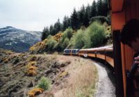 Train entering Taieri Gorge